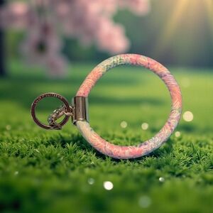 Lilly Pulitzer Floral Key Ring Bracelet (EUC)